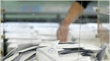 Η οικονομική εφημερίδα Handelsblatt εκτιμά ότι «οι Έλληνες αποφασίζουν την Κυριακή για ...