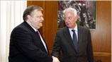 Ο πρόεδρος του ΠΑΣΟΚ Ευάγγελος Βενιζέλος σε δηλώσεις του, μετά τη σημερινή ...