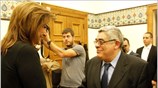 Η πρόεδρος της Δημοκρατικής Συμμαχίας Ντόρα Μπακογιάννη συνομιλεί με τον γ.γ. του ...