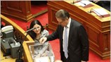 Πρόεδρος της Βουλής, με 179 «ναι», 112 λευκά και δύο άκυρα σε ...