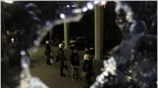Επίθεση με πέτρες στην παραλιακή λεωφόρο, στο ύψος του Μοσχάτου, δέχθηκε χθες ...