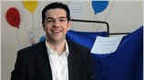 Σήμερα είναι γιορτινή μέρα, καθώς μετά από δυόμιση χρόνια βαρβαρότητας, η δημοκρατία ...