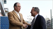 Ο γραμματέας της κοινοβουλευτικής ομάδας της Νέας Δημοκρατίας Κώστας Τασούλας υποδέχεται στα ...