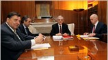 Ο πρωθυπουργός Λουκάς Παπαδήμος, ο Γιώργος Παπανδρέου, ο Αντώνης Σαμαράς και Γιώργος ...