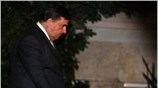 Ο πρόεδρος του ΛΑΟΣ Γιώργος Καρατζαφέρης αποχωρεί από το Μέγαρο Μαξίμου μετά ...