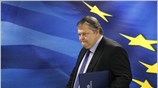 Πρέπει να μειώσουμε κι άλλο τις δαπάνες δήλωσε την Δευτέρα ο υπουργός ...