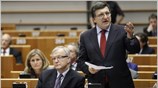Ο πρόεδρος της Κομισιόν Ζοζέ Μανουέλ Μπαρόζο παρουσίασε σήμερα έναν «οδικό χάρτη» ...