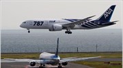 Με καθυστέρηση τριών ετών, τα στελέχη της Boeing γιόρτασαν την παράδοση του ...