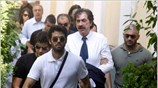 Ενώπιον του 9ου τακτικού ανακριτή παρουσιάστηκε συνοδεία των εκπροσώπων του ο Μάκης ...