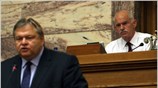 Την κατάσταση στην οποία βρίσκεται η ελληνική οικονομία, τις σύνθετες διεργασίες που ...