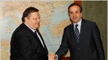 Συνάντηση με τον πρόεδρο της ΝΔ Αντώνη Σαμαρά, προκειμένου να τον ενημερώσει ...