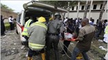 Τουλάχιστον 10 άνθρωποι σκοτώθηκαν από την έκρηξη βόμβας στο κτίριο του ΟΗΕ ...