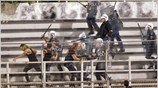 Επεισόδια μεταξύ φιλάθλων του ¶ρη και ΜΑΤ κατά τη διάρκεια του φιλικού ...