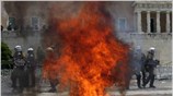 Σε πεδίο μάχης μετατράπηκε και σήμερα το κέντρο της Αθήνας, με εκτεταμένα ...