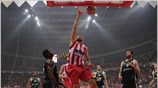 Ζωντανός στη διεκδίκηση του τίτλου παρέμεινε ο Ολυμπιακός, επικρατώντας του Παναθηναϊκού στο ...