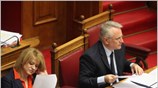 Δεν τίθεται αυτή τη στιγμή θέμα απολύσεων ούτε μονίμων, ούτε επί συμβάσει ...