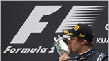 Ο Γερμανός πιλότος της Red Bull, Σεμπάστιαν Φέτελ, πέτυχε τη δεύτερη συνεχόμενη ...