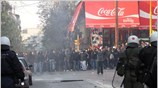 Σε περίπου δέκα προσαγωγές προχώρησε η Αστυνομία κατά τη διάρκεια των επεισοδίων ...