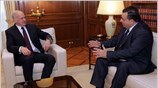 Σε εξέλιξη βρίσκεται αυτή τη στιγμή η συνάντηση του πρωθυπουργού κ. Γιώργου ...