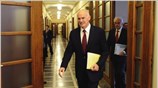 Yπό την προεδρία του πρωθυπουργού Γ. Παπανδρέου συνεδριάζει το υπουργικό συμβούλιο, το ...