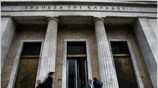 Στην παρούσα φάση οι ελληνικές τράπεζες οφείλουν να προχωρήσουν στην ανάληψη πρωτοβουλιών ...