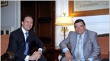 Ο αναπληρωτής υπουργός Εξωτερικών Δημήτρης Δρούτσας συναντήθηκε με τον αρχηγό του Λαϊκού ...