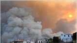Σε ύφεση βρίσκεται η πυρκαγιά που ξέσπασε χθες στο Μαραθόκαμπο Σάμου. Σύμφωνα ...