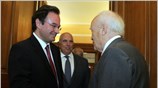 «Οι δυσκολίες είναι πολλές, αλλά τα πράγματα έχουν αρχίσει να μπαίνουν σε ...