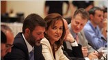 Η ανεξάρτητη βουλευτής Ντόρα Μπακογιάννη συναντήθηκε στην Αίγλη του Ζαππείου με τα ...