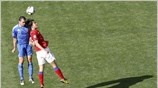 «Αερομαχία» ανάμεσα σε Λουκά Βύντρα και Park Chu-young....