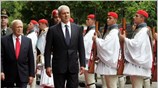 Ο Πρόεδρος της Δημοκρατίας Κάρολος Παπούλιας και ο Σέρβος ομόλογος του Boris ...