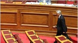 Με τον υπουργό Εσωτερικών Γιάννη Ραγκούση να δηλώνει αμετακίνητος για αλλαγές στο ...