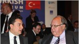 Μιλώντας στο επιχειρηματικό φόρουμ Ελλάδας-Τουρκίας με αφορμή την επίσκεψη του Τούρκου πρωθυπουργού ...