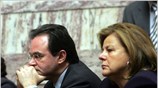 Ο υπουργός Οικονομικών Γιώργος Παπακωνσταντίνου και η υπουργός Οικονομίας Λούκα Κατσέλη, στη ...