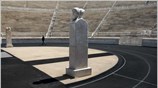 Δημοσιογράφοι ξεναγούνται στο Καλλιμάρμαρο. Το στάδιο στο οποίο αναβίωσαν οι Ολυμπιακοί Αγώνες ...