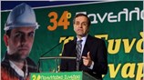 Η πολιτική της κυβέρνησης στην οικονομία αφαιρεί και διαιρεί, αφαιρεί εισόδημα από ...