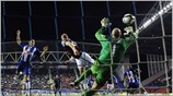 Σε εξ αναβολής αναμέτρηση για την Πρέμιερ Λιγκ, η ¶στον Βίλα πήρε ...