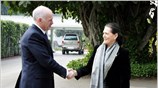 Συνάντηση με την Σόνια Γκάντι, Πρόεδρο του κυβερνώντος Κόμματος του Κογκρέσου, είχε ...