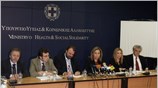 Η υπουργός Υγείας Μαριλίζα Ξενογιαννακοπούλου και η υφυπουργός Φώφη Γεννηματά, παρουσίασαν σήμερα ...