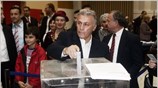 Ψήφισε λίγο μετά τις 5 το απόγευμα, στο εκλογικό κέντρο που λειτουργεί ...