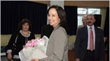 Το 7o Γυμνάσιο Νέας Ιωνίας επισκέφθηκε το πρωί η υπουργός Παιδείας Αννα ...