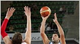 Ελαφρά κάκωση στον ώμο είναι ο τραυματισμός του Γιάννη Μπουρούση μετά τη ...