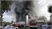 Μεγάλη πυρκαγιά βρίσκεται σε εξέλιξη από τις 6.45 το πρωί στο εργοστάσιο ...