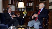 Ο Πρόεδρος της Δημοκρατίας Κάρολος Παπούλιας, συναντήθηκε στο Προεδρικό Μέγαρο με τον ...