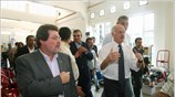 «Η αγορά ασφυκτιά, οι μικρομεσαίες επιχειρήσεις υποφέρουν και η ελληνική οικογένεια αντιμετωπίζει ...