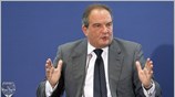 Ειδικά για το θέμα του Βατοπεδίου, ο πρωθυπουργός κατά τη συνέντευξη Τύπου ...