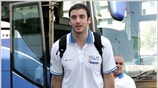 Ο Κώστας Κουφός κατά την αναχώρηση της Eθνικής ομάδας για την Πολωνία ...