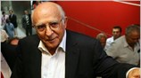 Ο υπουργός ΠΕΧΩΔΕ, απαντώντας σε ερώτηση δημοσιογράφου, αν βιάστηκε να εγκαινιάσει και ...