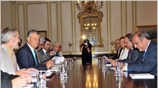 Ο πρωθυπουργός Κώστας Καραμανλής συναντήθηκε  με το  προεδρείο της Εθνικής ...