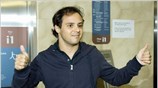Την άδεια να επιστρέψει στο σπίτι του και να συνεχίσει το πρόγραμμα ...